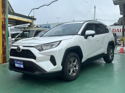 ＲＡＶ４(トヨタ)中古車 前方