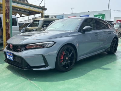 シビック(ホンダ)登録済未使用車 前方