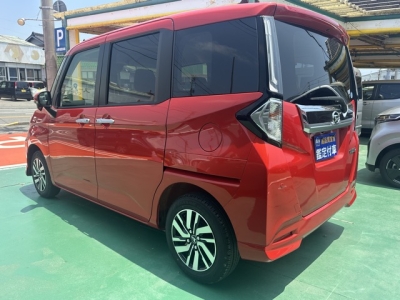 トールカスタム(ダイハツ)中古車 後方