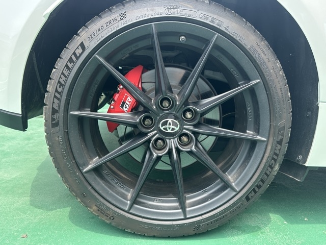 GRヤリス(トヨタ)中古車 10