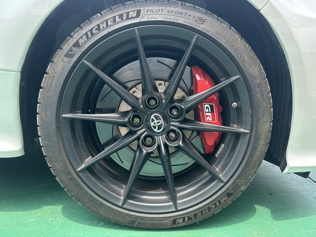 GRヤリス(トヨタ)中古車 11