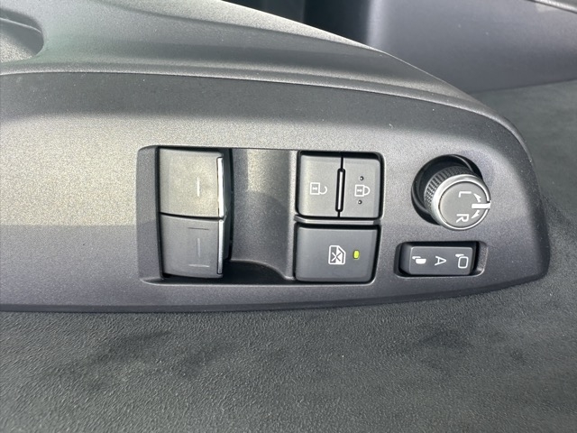 GRヤリス(トヨタ)中古車 12