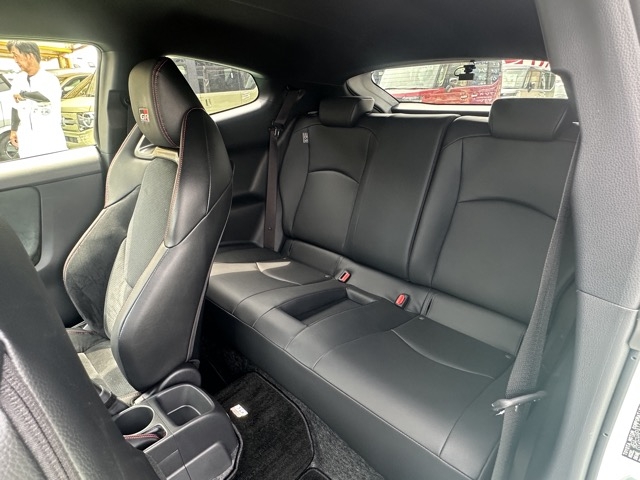 GRヤリス(トヨタ)中古車 3