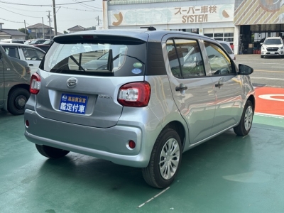 ブーン(ダイハツ)中古車 内外装写真他２