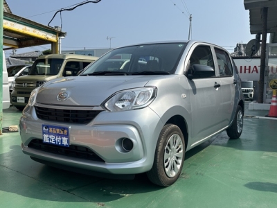 ブーン(ダイハツ)中古車 前方