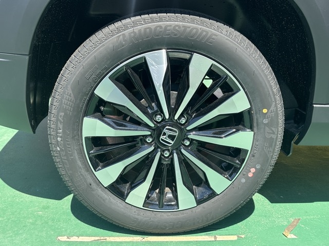 WR-V(ホンダ)新車見本展示無 12
