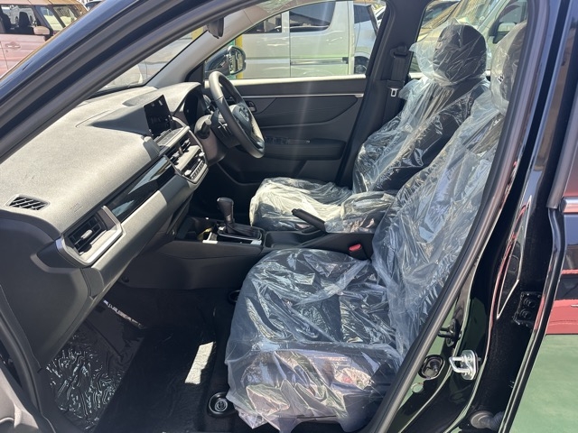 WR-V(ホンダ)新車見本展示無 3