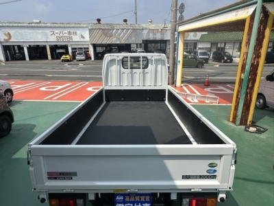 キャンター(三菱)登録済未使用車 前席内装