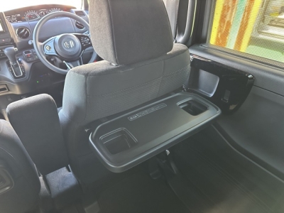 N-BOXカスタム(ホンダ)中古車 内外装写真