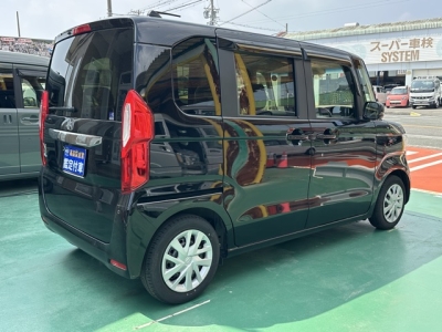 N-BOX(ホンダ)中古車 内外装写真他１