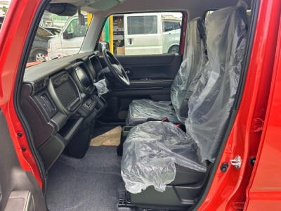 ハスラー(スズキ)届出済未使用車 前席内装