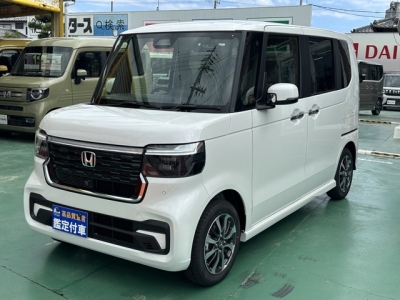 新型N-BOX(ホンダ)届出済未使用車 前方