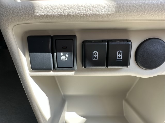 ラパン(スズキ)新車見本展示無 14