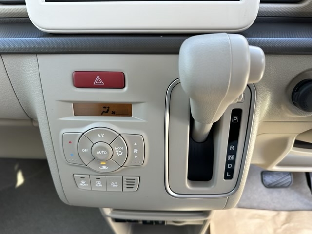 ラパン(スズキ)新車見本展示無 18