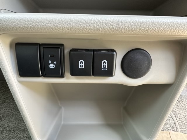 ラパン(スズキ)新車見本展示無 14
