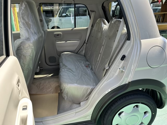 ラパン(スズキ)新車見本展示無 4