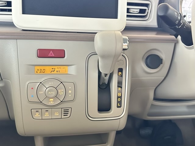 ラパン(スズキ)新車見本展示無 18