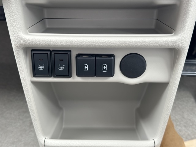 ラパン(スズキ)新車見本展示無 15