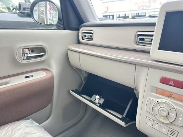 ラパン(スズキ)新車見本展示無 15
