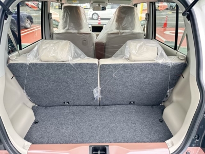 ラパン(スズキ)新車見本展示無 内外装写真他