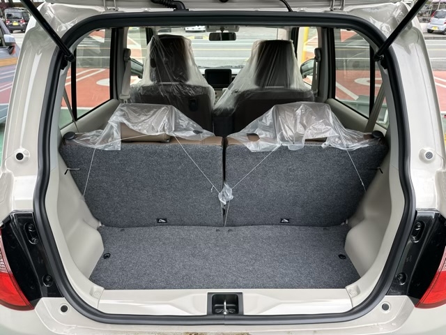 ラパン(スズキ)新車見本展示無 7