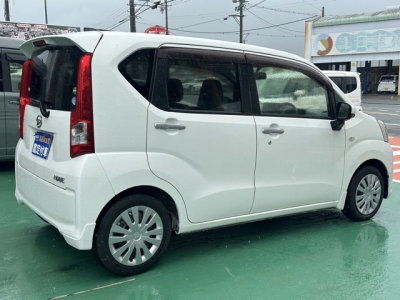 ムーヴ(ダイハツ)中古車 内外装写真他２