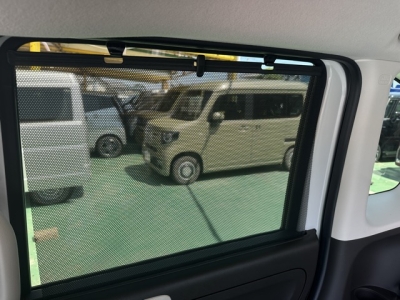 N-BOX(ホンダ)レンタＵＰ 後席から見た前席