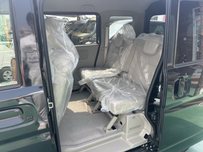 エブリイワゴンのOEM(スズキ)届出済未使用車 後席内装