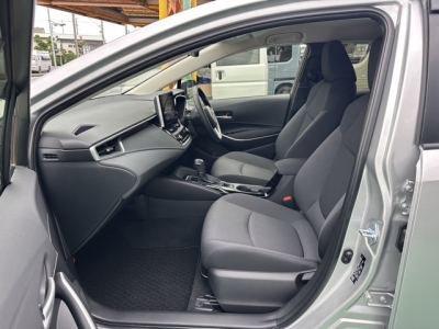 カローラツーリング(トヨタ)中古車 前席内装