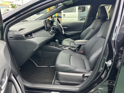 カローラツーリング(トヨタ)中古車 前席内装