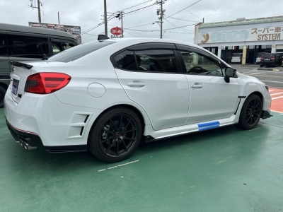 WRX S4(スバル)中古車 内外装写真他２