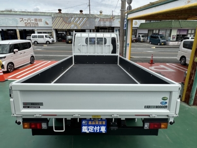 キャンター(三菱)登録済未使用車 内外装写真他２
