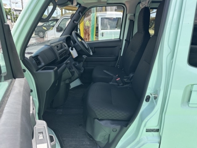 ハイゼットカーゴ(ダイハツ)中古車 前席内装