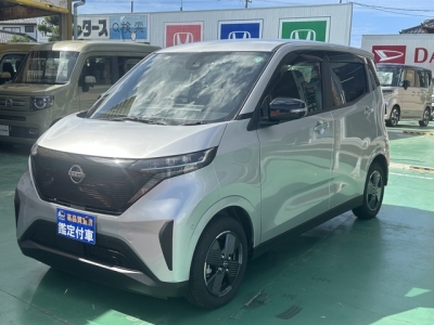 サクラ(ニッサン)中古車 前方