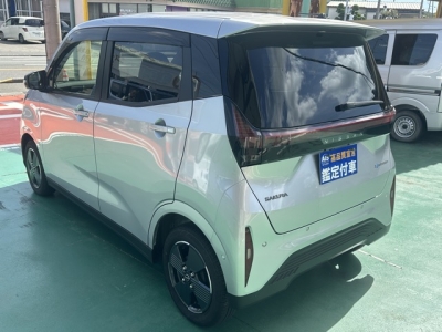 サクラ(ニッサン)中古車 後方