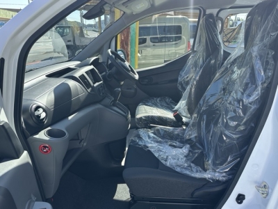 NV200バネットバン(ニッサン)登録済未使用車 前席内装
