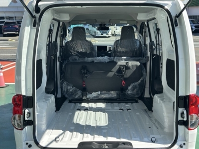 NV200バネットバン(ニッサン)登録済未使用車 内外装写真他