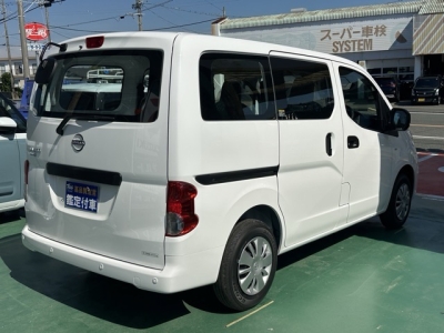 NV200バネットバン(ニッサン)登録済未使用車 内外装写真他１