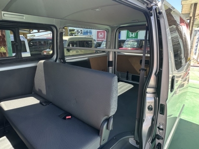 ボンゴブローニィバン(マツダ)登録済未使用車 内外装写真