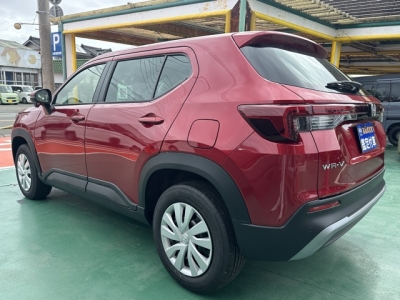 WR-V(ホンダ)登録済未使用車 後方