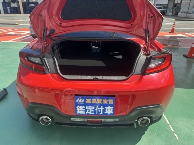 GR86の共同開発車(トヨタ)中古車 内外装写真他２