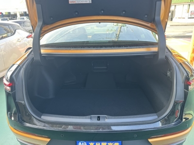 クラウンクロスオーバー(トヨタ)中古車 内外装写真他２