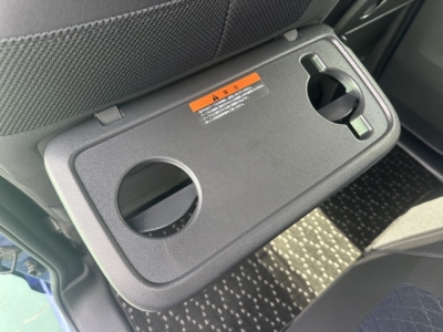 ルークス(ニッサン)中古車 後席から見た前席