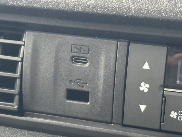 N-BOX(ホンダ)届出済未使用車 18