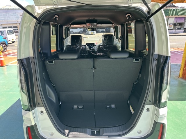 N-BOX(ホンダ)中古車 8