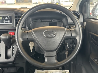 ミライース(ダイハツ)中古車 内外装写真
