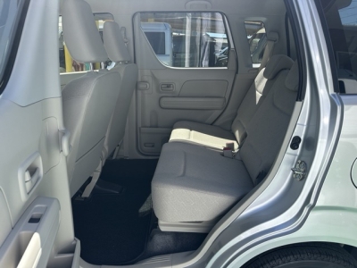 ワゴンR(スズキ)中古車 後席内装