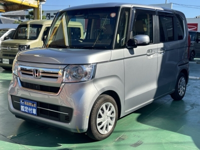 N-BOX(ホンダ)中古車 前方