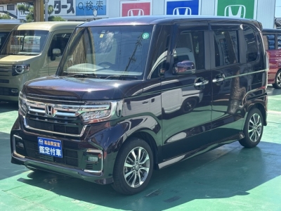 N-BOXカスタム(ホンダ)中古車 前方