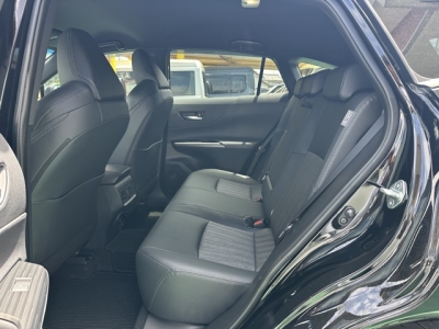 ハリアー(トヨタ)中古車 後席内装